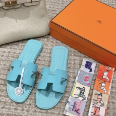 Hermes Slippers